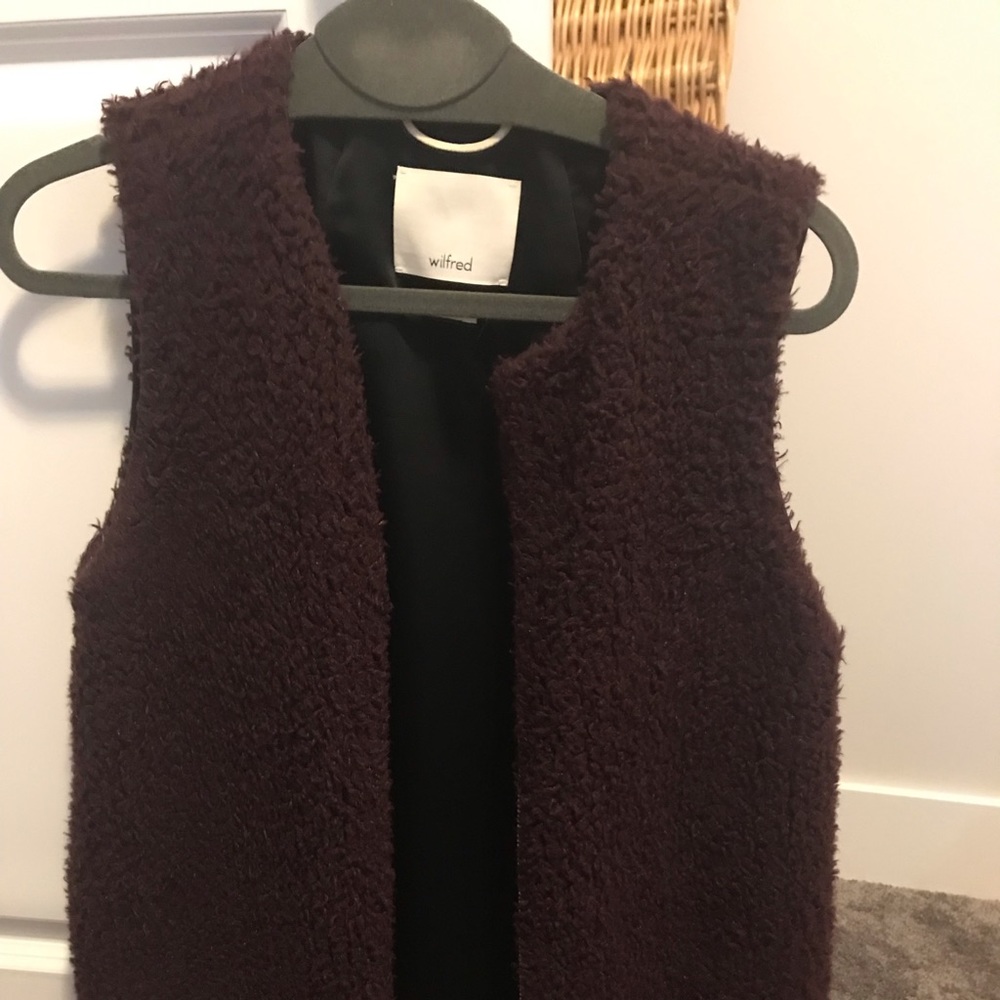 Wilfred small chatou shearling vest worn once